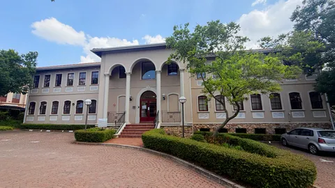 23 Impala Rd, Chislehurston, Sandton